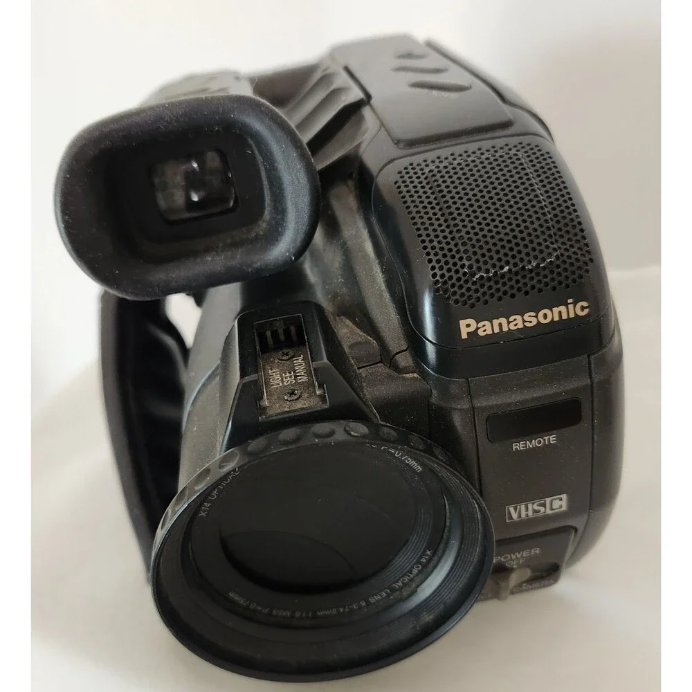 Panasonic Palmcorder IQ PV-IQ305D VHS-C For Parts Not Working Vintage